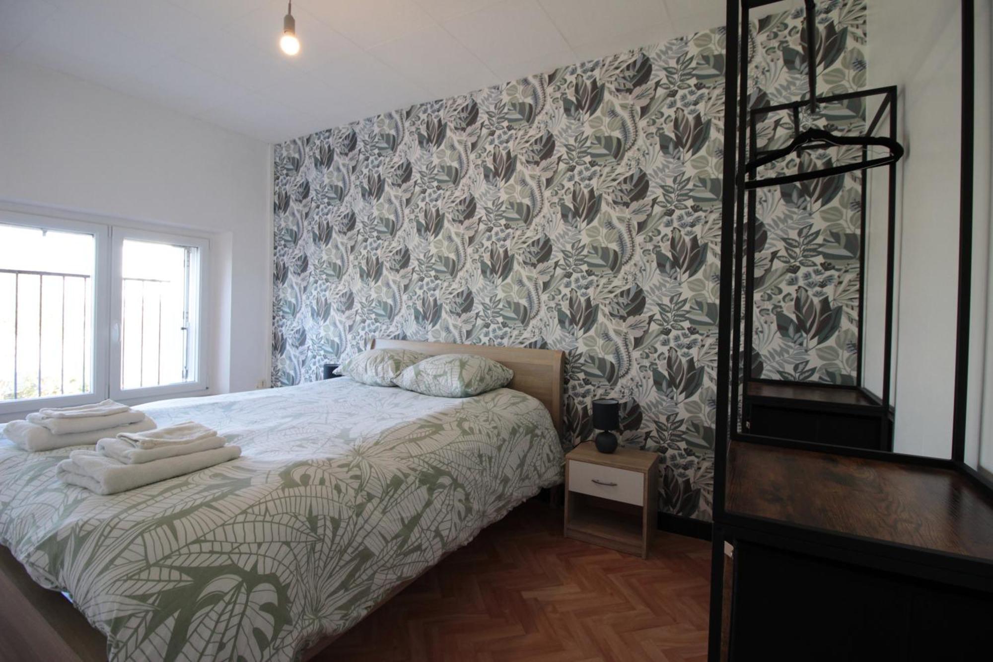 3 Chambres - Tres Grand Jardin Privee - Terrasse Privee - Garage Velo Et Moto - Parking Voiture Privee Dans La Propriete - Gere Par Presta-Zen'Services Thierville-sur-Meuse Екстериор снимка